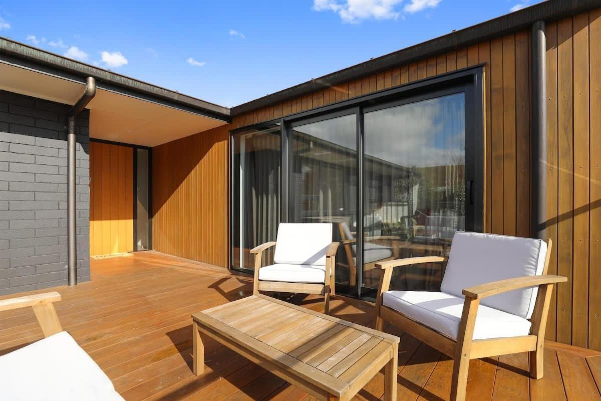 Redwoods Getaway Villa โรโตรัว ภายนอก รูปภาพ